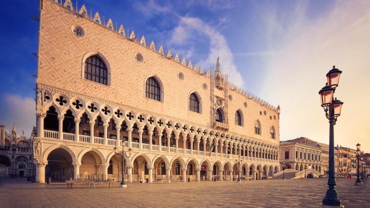 ドゥカーレ宮殿 クチコミ・アクセス・営業時間ウルビーノ フォートラベル