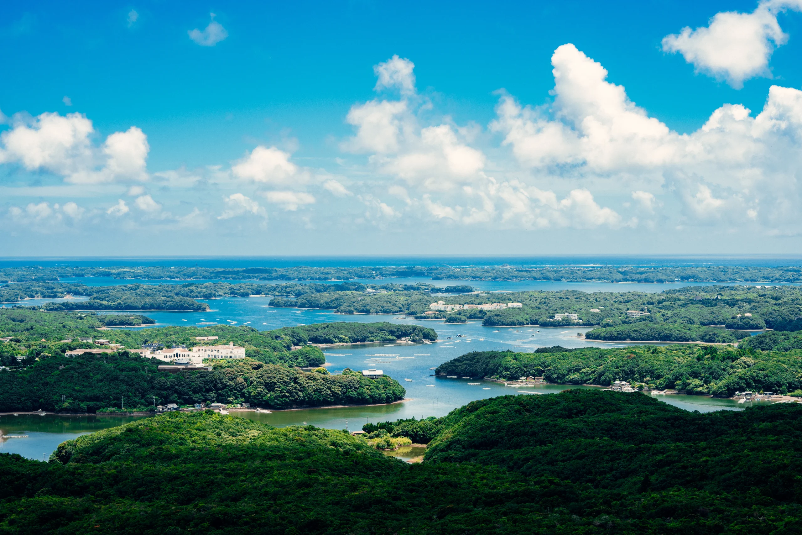 天空浮遊！横山展望台に広がるリアス海岸のパノラマ 三重県志摩市時々、旅に出る