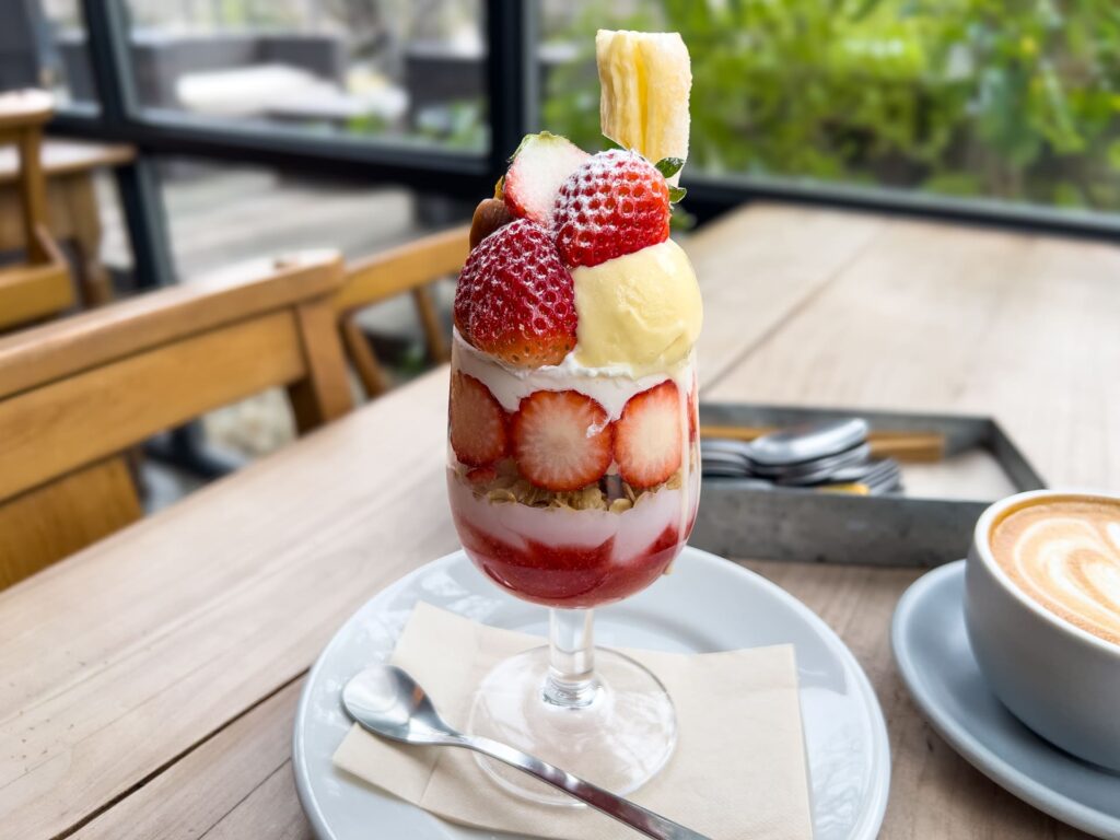 江津湖のほとりで、自然を見ながらくつろげるカフェ♪Holidayホリデー