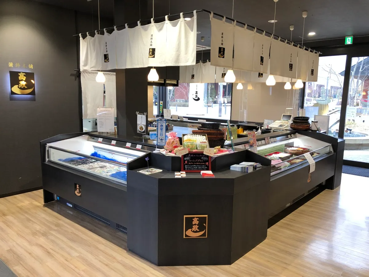 女川駅前の新しい地元物産市場”ハマテラス” - せんだいマチプラ