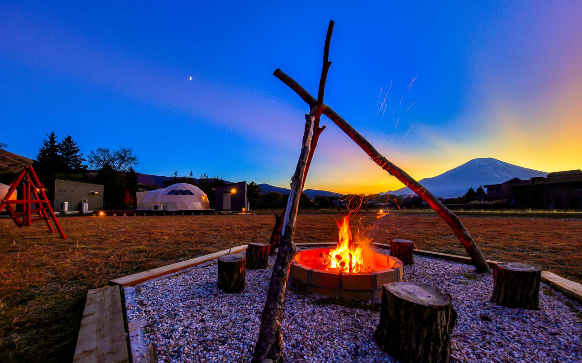 富士山が見えるグランピング１5選 富士五湖・御殿場・富士宮グランピング スタイル