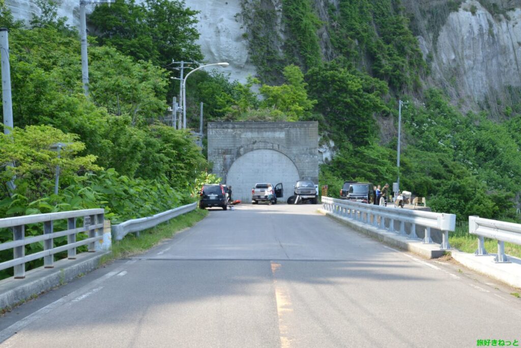 大黒岩とえびす岩です。 積丹半島セタカムイライン観光貸切タクシー- 北海道札幌小樽観光タクシーSightseeingtaxi高橋ジャンボタクシ