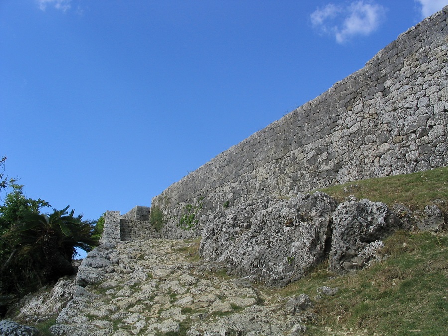 勝連グスク 勝連城跡 の夜明け-思い出写真少しだけ沖縄旅行記