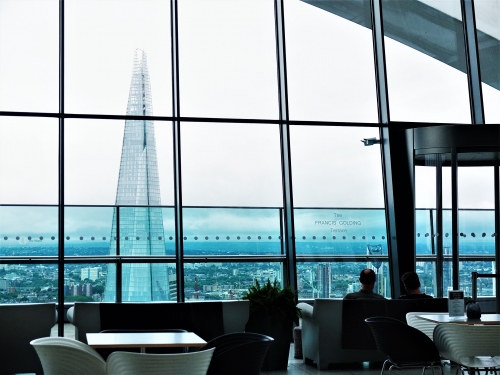 夜は大人の空間、ロンドン「スカイ・ガーデン Sky Garden 」に大学生が乗り込んでみた - インドア人事のこだわり