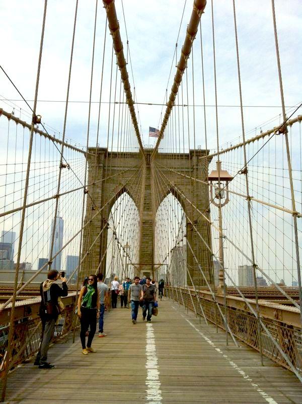 ブルックリン ブリッジニューヨーク- ツアーとアクティビティエクスペディア
