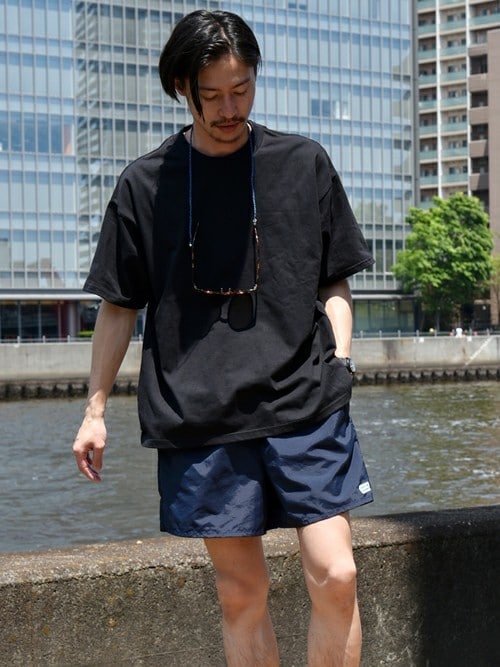 夏のグランピングにぴったりなコーデアイテム5選！春も使える万能アイテム - アウトドアファッション専門通販 Trailandtailor