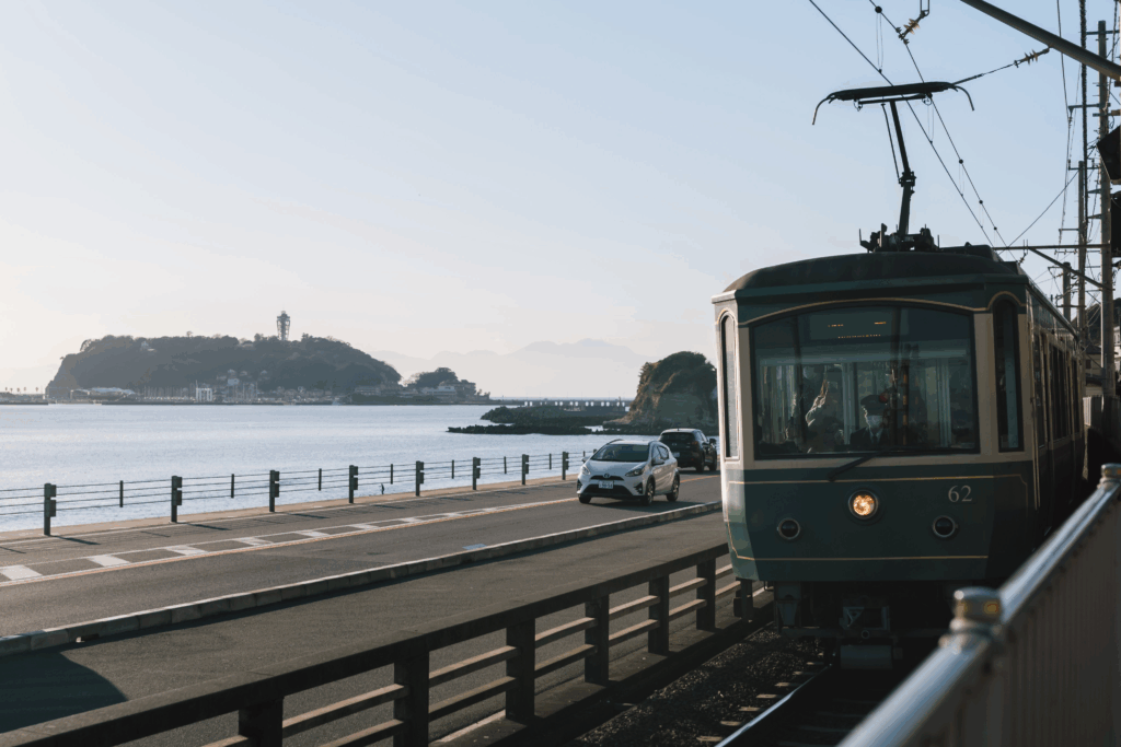 スラダン聖地と七里ヶ浜でランチわんことお出かけ江ノ島編①わんことお出かけ