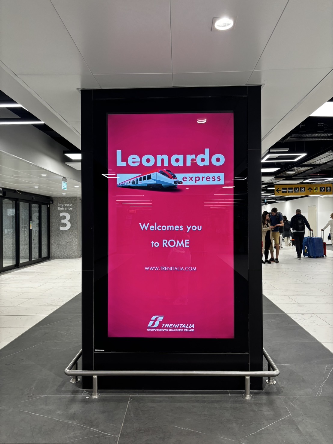 ローマ・空港から市内への行き方は？フィウミチーノ空港・チャンピーノ空港編 - たびハピ