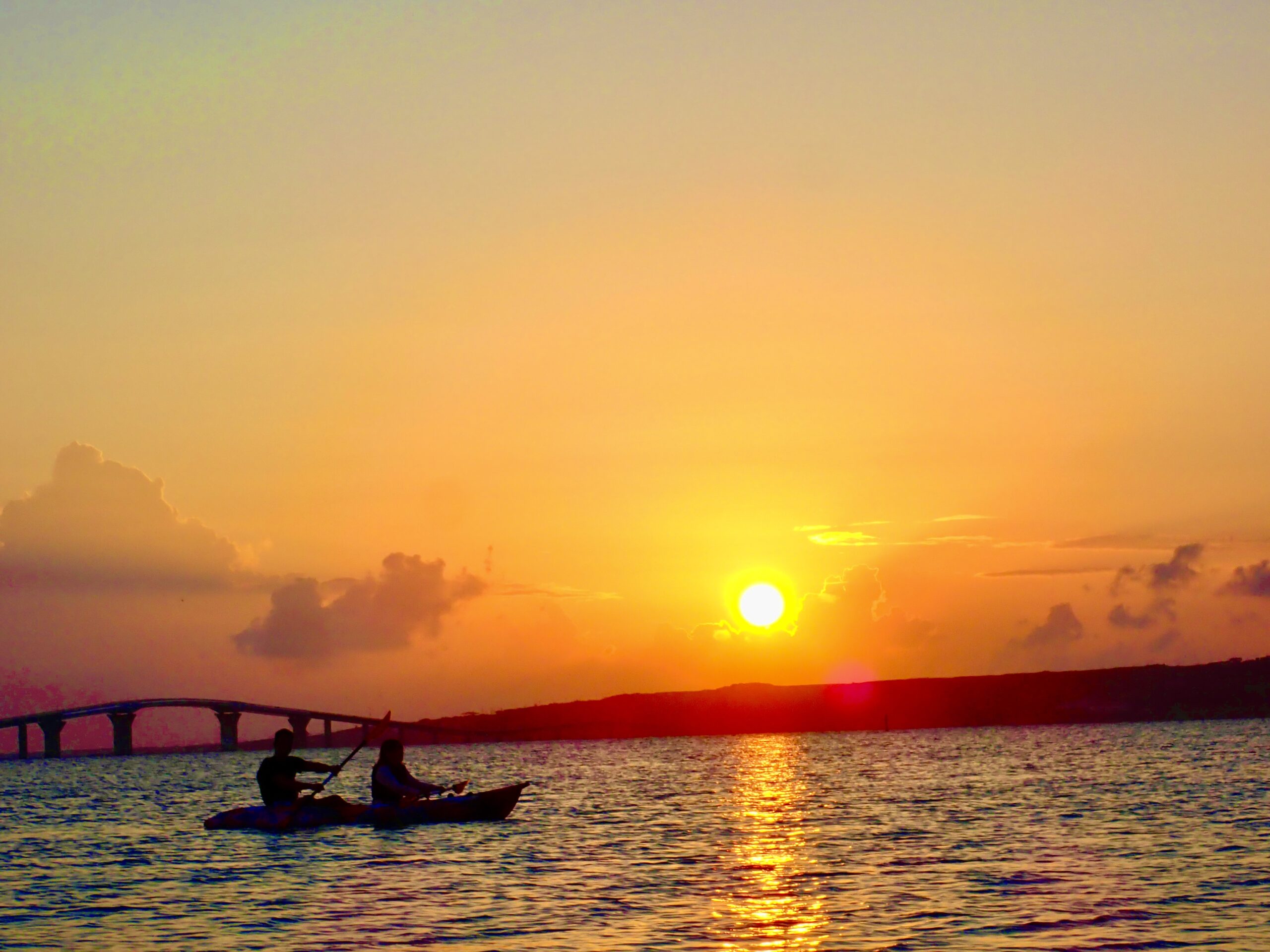 サンセット・ナイトSUP宮古島 旅行の観光・オプショナルツアー予約 VELTRA ベルトラ