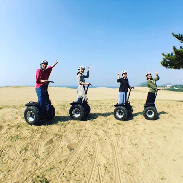 鳥取砂丘でジオコムス！超小型EVで巡る砂丘〜岩美の絶景ドライブとっとりずむ