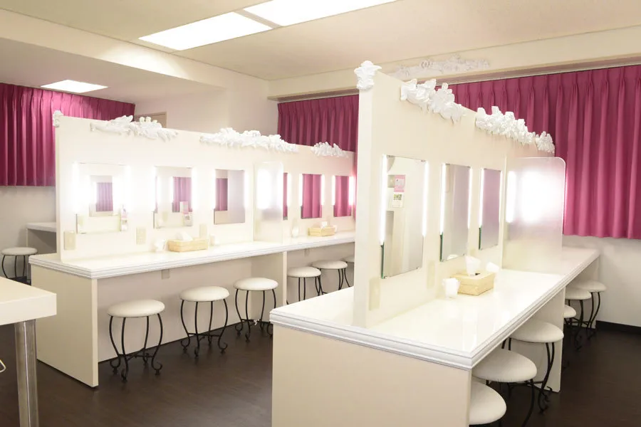 電源・Wi-Fi完備も 東京駅周辺の朝活・作業や勉強におすすめの飲食店・カフェ10選 - 朝活ドットコム