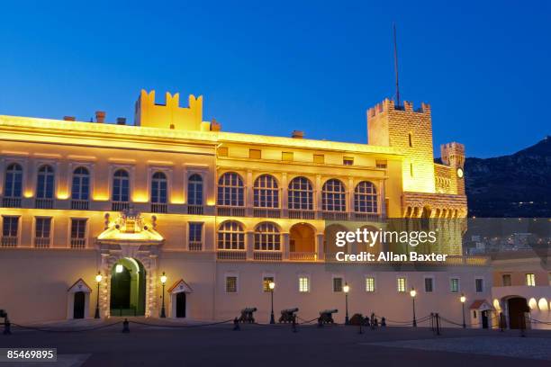 モナコ大公宮殿モナコ=ヴィル- ツアーとアクティビティエクスペディア