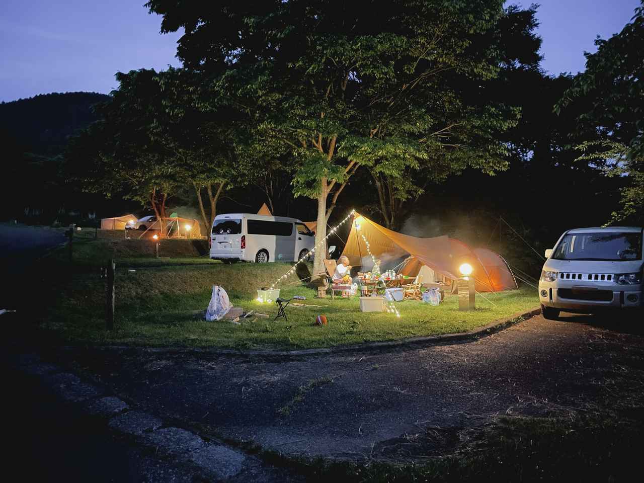 夜景が綺麗なキャンプ場 九州 ver.です！ アンケート回答いただいた沢山のhinataユーザーさん、ありがとうございました🎉 ① 草枕山荘キャンプ場🏕️熊本県玉名市天水町小天511-1 ② 若杉楽園キャンプ場 🏕福岡県糟屋郡篠栗町若杉 ③ ボイボイキャンプ場 🏕大分県竹田市