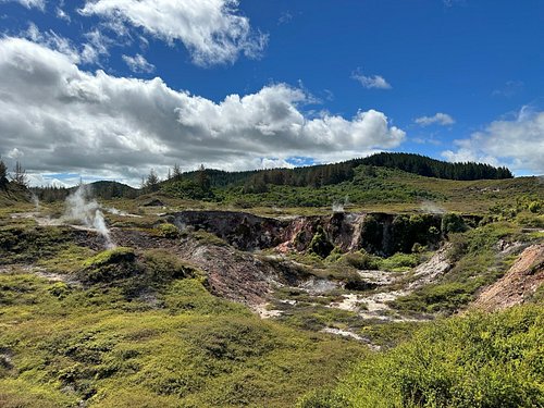 タウポ湖個人旅行ガイド 2025年 ：おすすめの周辺アクティビティ、人気観光スポット、旅程の計画、宿泊施設、グルメ、交通機関、天気など、旅行に必要な情報が満載 2025年10月更新Trip.com