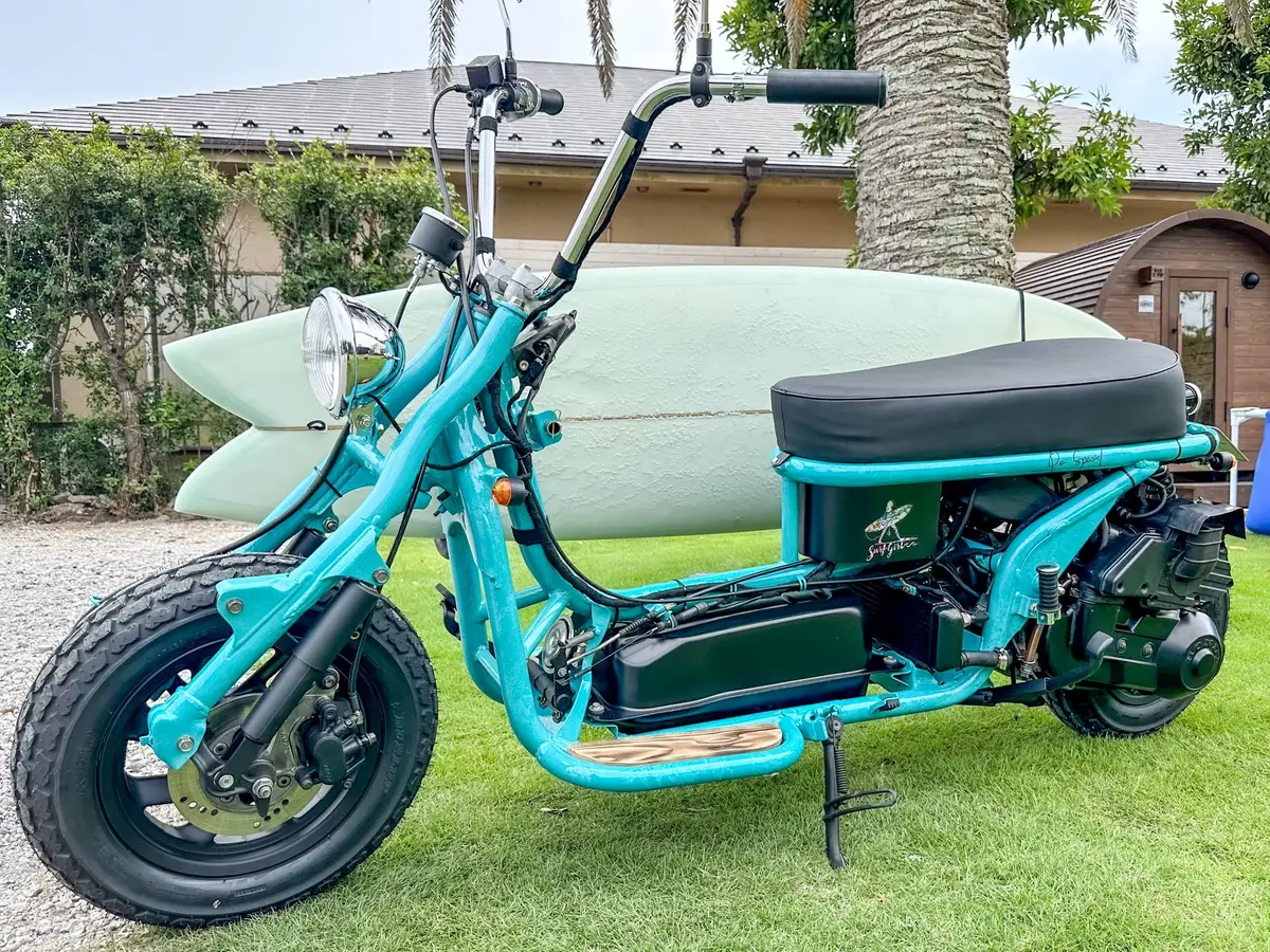 極上低走美車♪高額メッキフルカスタム♪スピーカー４発♪LEDネオンヤマハ マジェスティ250Ｃ SG03J動画有検 ビッグスクータ