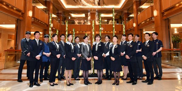 ロイヤルパークホテル：東京都中央区会場一覧お別れの会・偲ぶ会・社葬のトータルプロデュースは準備代行専門会社のネクストページへ