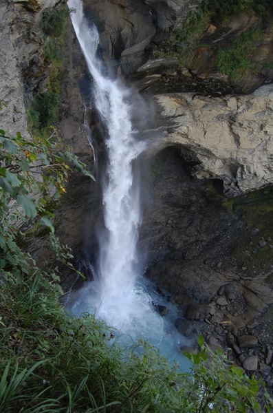 ライヘンバッハ滝地球の歩き方