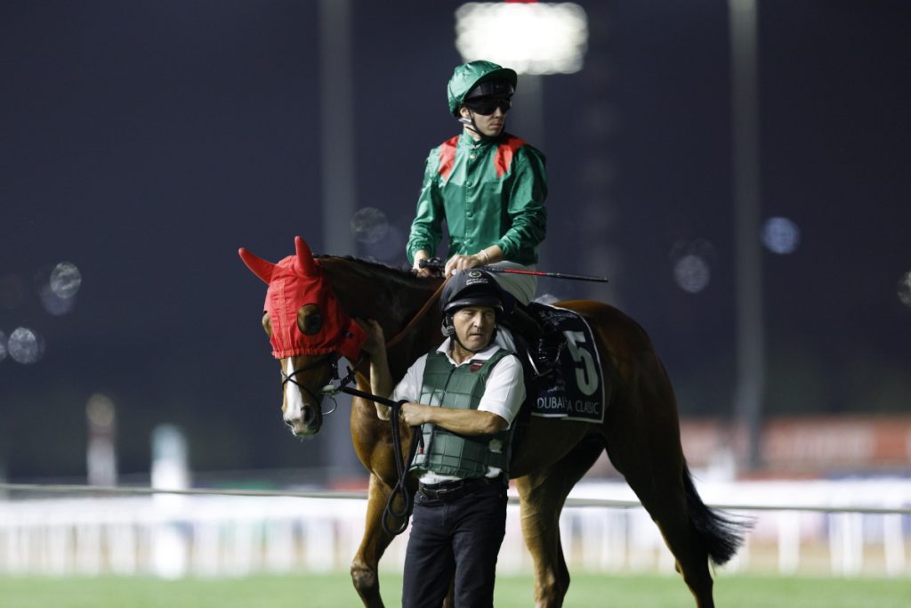 香港のIJCはバルザローナ騎手がV、最低人気馬を勝利に導くなど2勝 “日本 代表”川田将雅騎手は上位進出ならず コエミリポート ：中日スポーツ・東京中日スポーツ