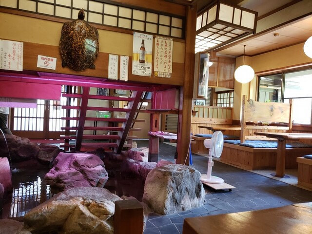 岐阜県高山市 飛騨の町並みを築いた戦国武将「金森長近」のマンガ本を製作しました高山市のプレスリリース