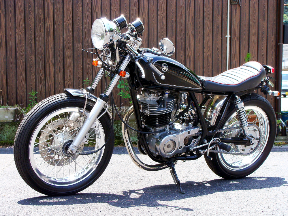 カフェレーサーバイクの人気車種を紹介！Bike Life Labバイク王