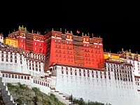 中国 チベット仏教の聖地 ラサのポタラ宮歴史地区への旅 - おすすめ旅行を探すならトラベルブック TravelBook