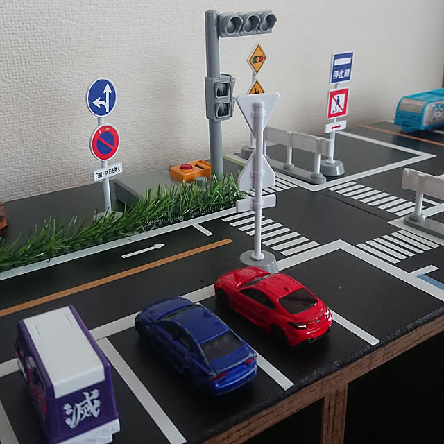 ガレージ 駐車場 地下 6台収納 ジオラマ 1 64 トミカサイズ レアJDM ミニカー観賞用ガレージジオラマ：1 64 トミカサイズ ガレージ キャラクターおもちゃ・人形 しんたろう 通販 13214655Creema クリーマ