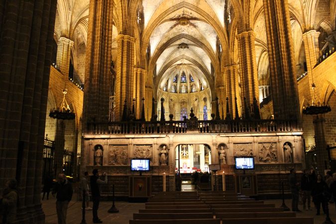 サンタ・エウラリア大聖堂 バルセロナ スペイン 写真素材7066973- フォトライブラリ