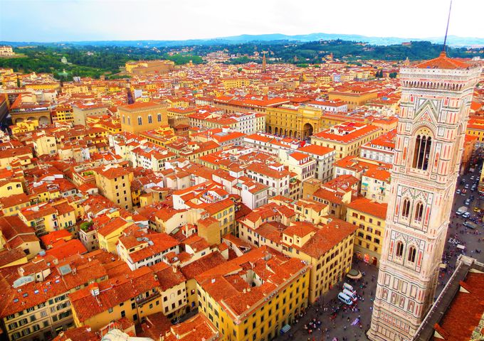 イタリアのカラフルでかわいい街並み フォートラベル