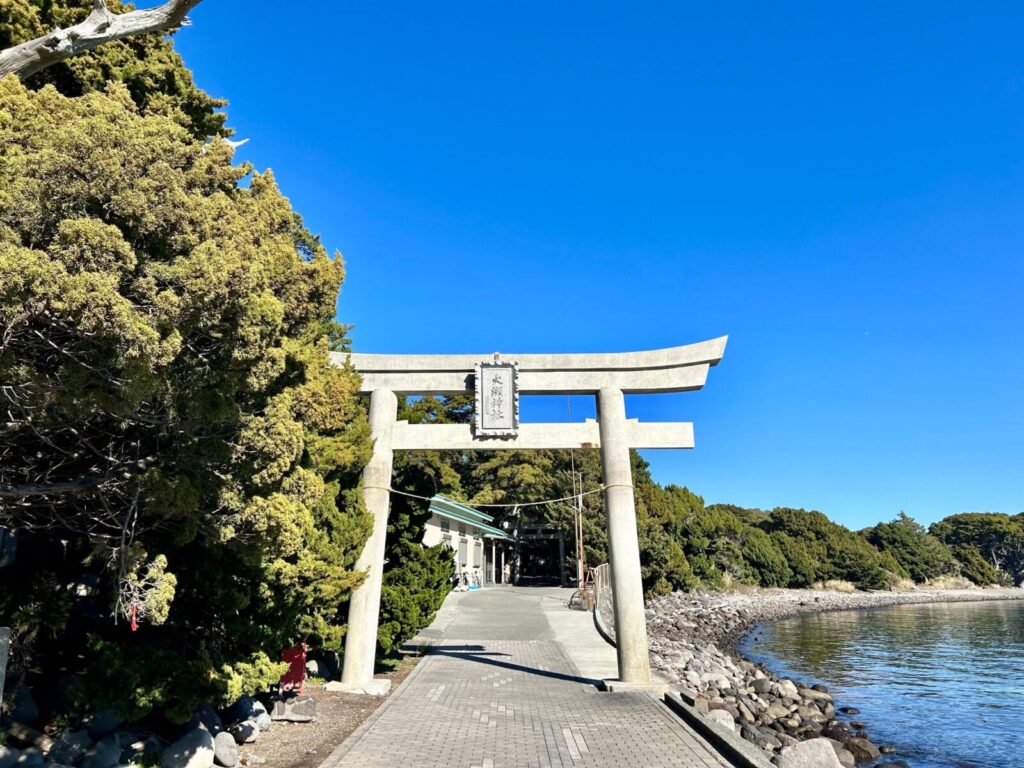 大瀬神社：常世ニ降ル花 御津羽青月篇 17 – 偲フ花