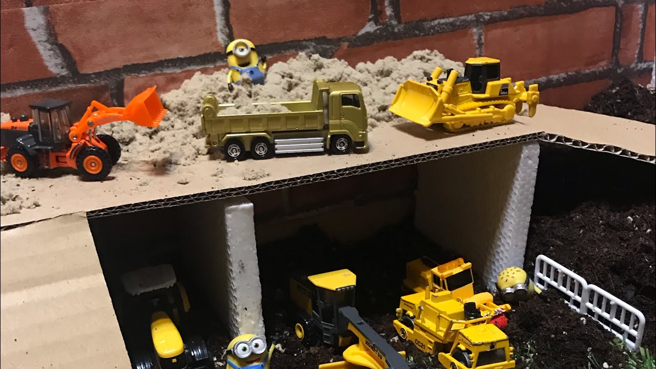 はたらくくるま 12 街の工事現場でおしごと トミカのミニカー使用Move minicars which works! 12 Tomica