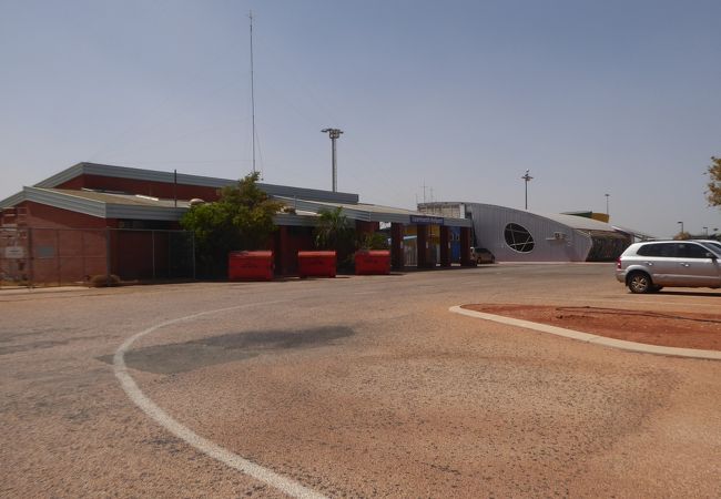 モンキーマイアの魅力や楽しみ方カンタス航空