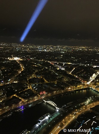 夜のエッフェル塔のライトアップ, タワー 背景, ライトアップ 背景, エッフェル 背景イメージ_背景 id361427782_PRF画像フォーマットJPG_jp.lovepik.com