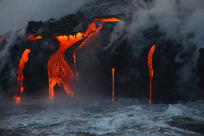 ワイコロアからの火山国立公園の冒険