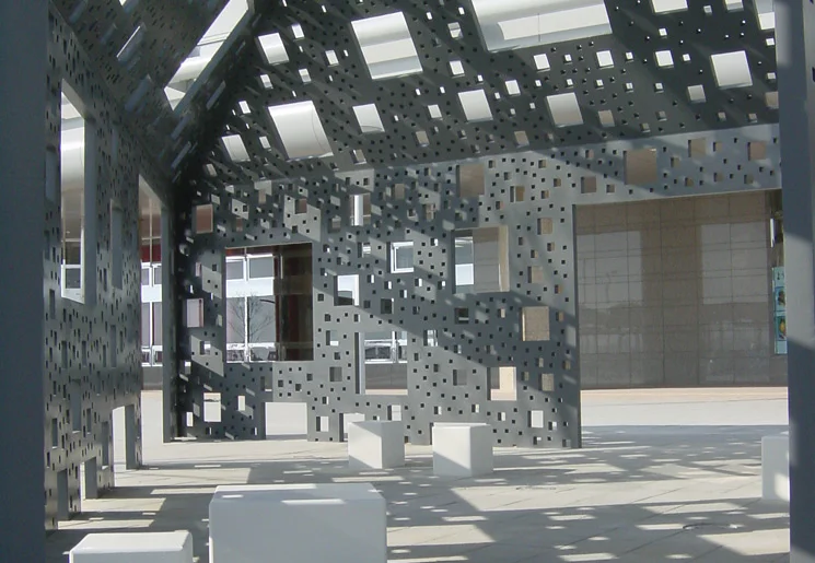 新八代駅前モニュメント: 都城から建築をこめて