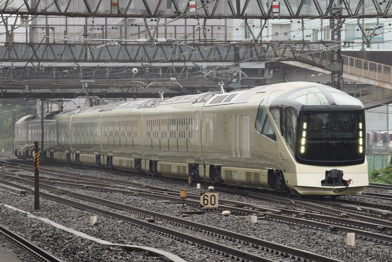 ゆめねこトレイン四季島 長野コース 🟨E001形 TRAIN SUITE SHIKI-SHIMA 今週の1泊2日コースは運行とのことで、撮影に行ってきました四季島夜行列車trainsuitetrainsuiteshikishima四季島trainsuiteInstagram