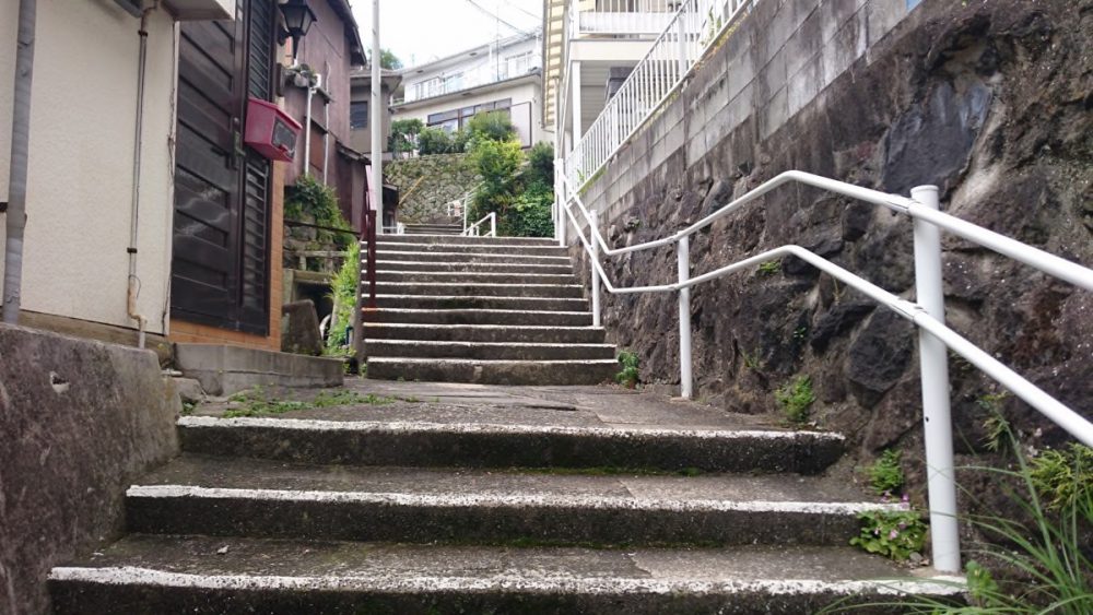 福山さん命名「きゃあまぐる坂」 急坂ランキング1位 長崎市 - 長崎新聞 2019 12 1500:00公開