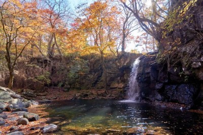 マゼノ渓谷遊歩道しらぬいのがね