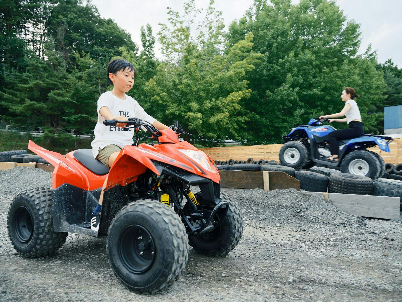 8 1より＞バギー＆カヤックアクティビティーを開始いたしますGRAX グラックス