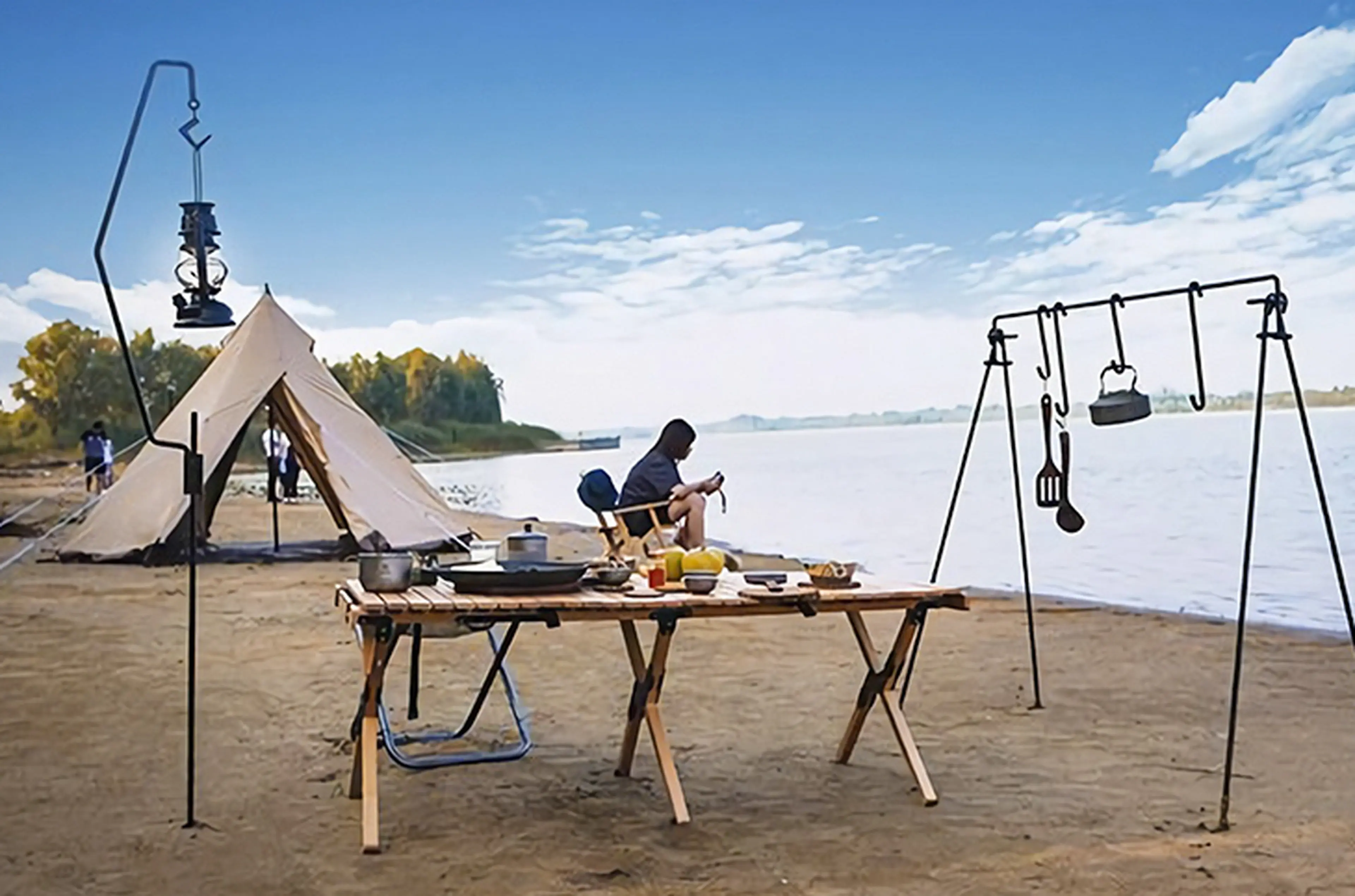 おすすめランタンスタンド20選自作方法＆選び方！無骨でおしゃれなサイトに仕上がるキャンプ・アウトドア情報メディアhinata