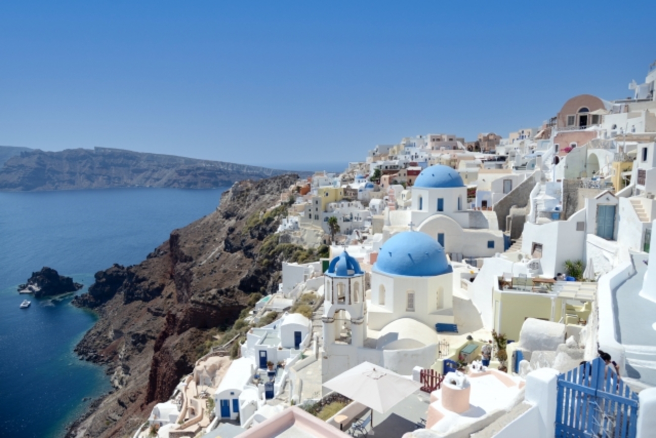 なぜ地中海沿いには白い家が多いの？ - ちょっとした疑問に答えるブログ