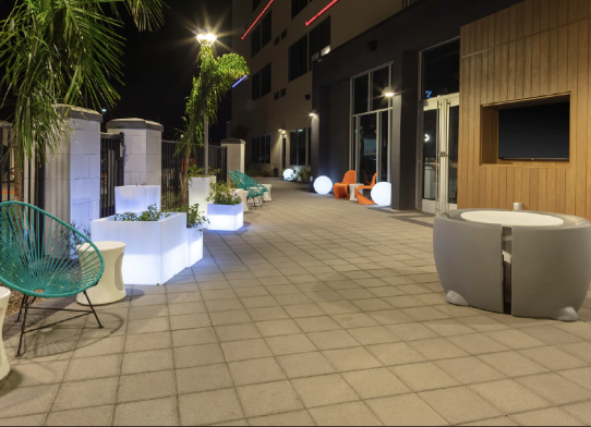 アリゾナ州スコッツデール 人の優しさと、不思議な自然時元宝塚、今はシリアとモノづくり