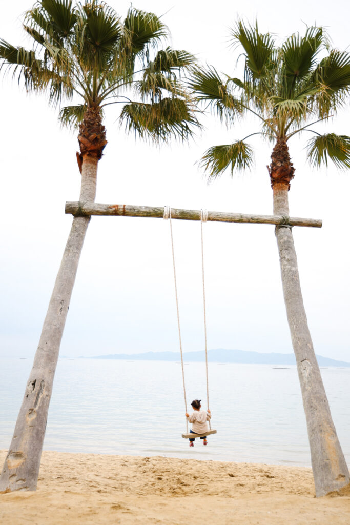 ヤシの木ブランコつなぐ糸島糸島観光サイト produced by 糸島市観光協会