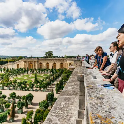 パリからヴェルサイユへの行き方 - Hellotickets