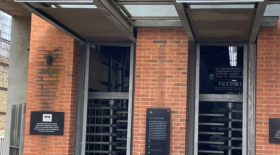 アパルトヘイト、ソウェト、半日ツアー 即日発券楽天トラベル 観光体験