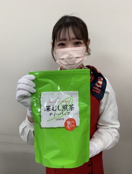 鉄道・バス車内の飲食、若いほど「寛容」傾向 10代の7割はおにぎり「OK」乗りものニュース