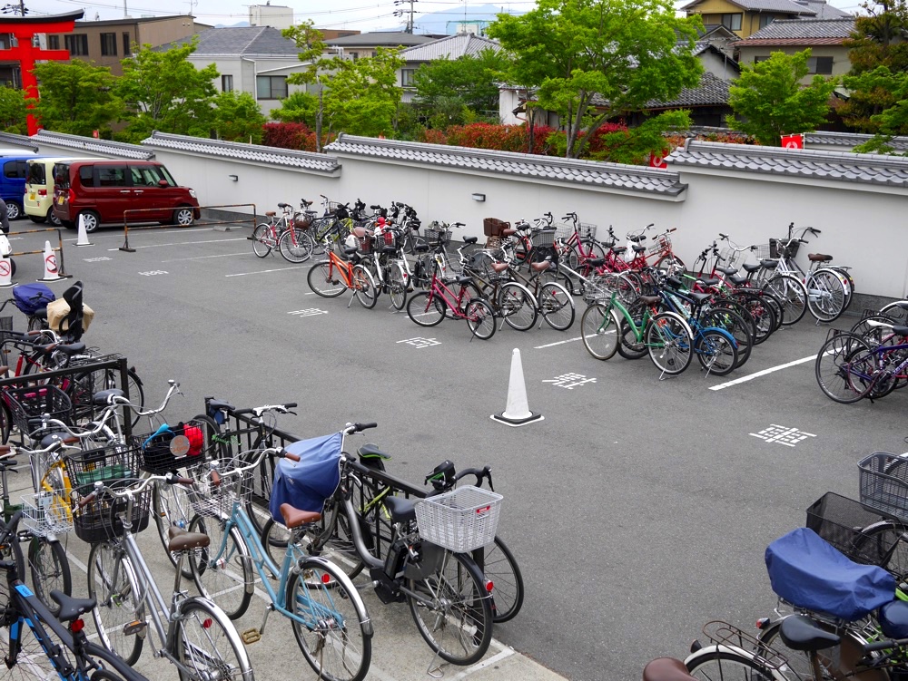 伏見稲荷大社のアクセスから見どころを網羅！近くの人気カフェも紹介！ - 日宝綜合製本