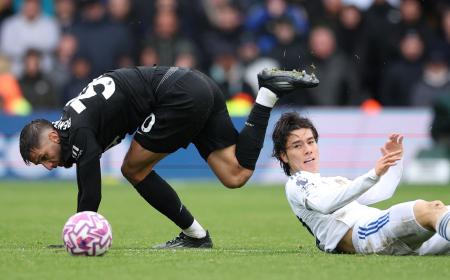 クーパー・フラッグ、荒れたNBAサマーリーグデビューを経てスパーズ戦で31得点の大活躍を見せる - M Sports