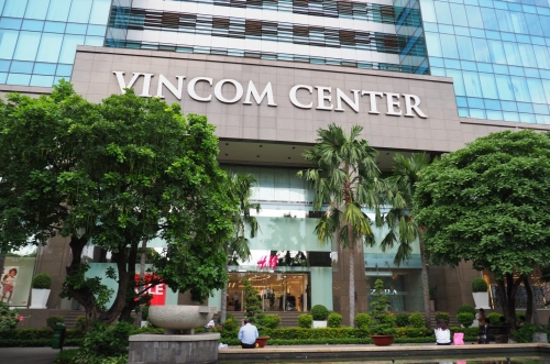 ダナンのビンコムプラザレストランやスーパーを紹介、荷物や両替はポステ