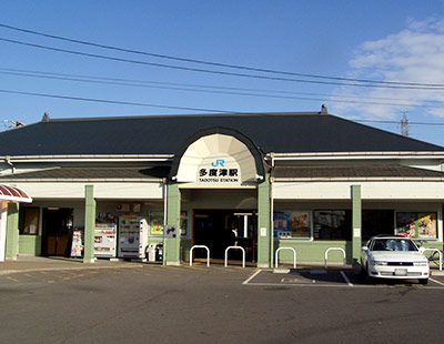 JR四国土讃線の香川県多度津駅と徳島県阿波池田駅周辺を散策