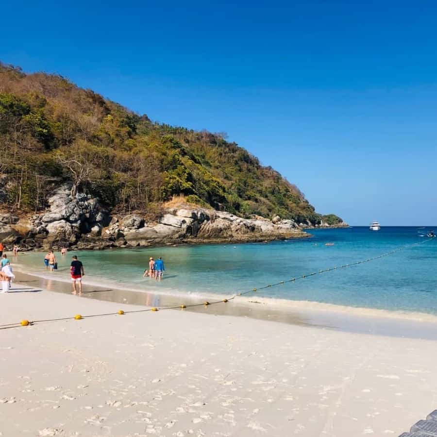プーケット近郊のラチャ島 🏝️ ラチャヤイ島 - プーケット 101